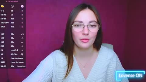 Amelie online show from December 24, 12:33 pm