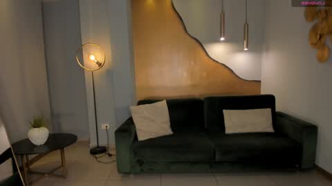 Snapshot of ameliegraham chatting on December 22, 2:06 pm Amelie Graham online show from December 22, 2:06 pm