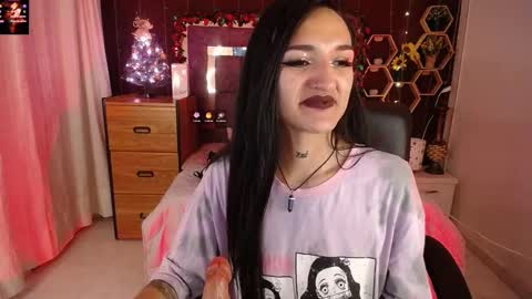 AMELIEROUS .. see you tomorrow  kisses online show from December 17, 6:02 am