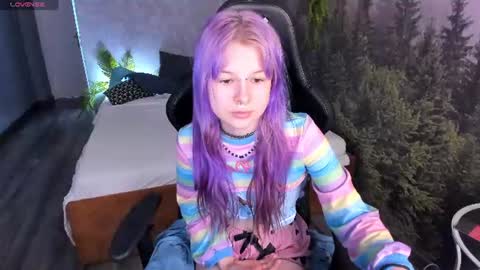 Snapshot of ameliia_backer chatting on June 30, 9:54 am Amelia online show from June 30, 9:54 am