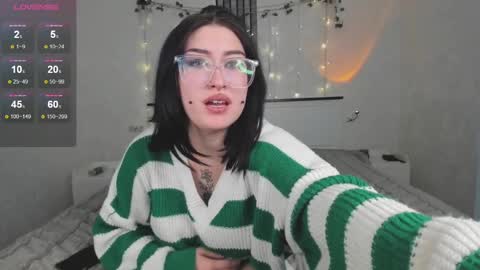 Snapshot of ameliya_sun chatting on February 26, 8:04 am Aylin online show from February 26, 8:04 am