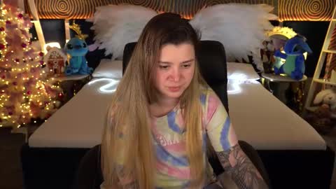 amellymillyy online show from January 9, 1:47 pm