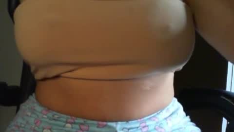 Mari online show from April 9, 1:27 pm