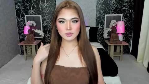 Claire online show from October 24, 7:38 am