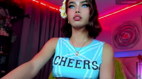 Snapshot of amethyst_ts chatting on December 23, 2:50 pm AMETHYST look at my BIO online show from December 23, 2:50 pm