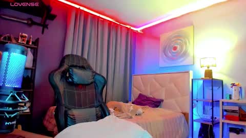 AMETHYST look at my BIO online show from November 30, 10:47 pm