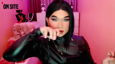 Queen Mireska online show from December 9, 3:44 pm