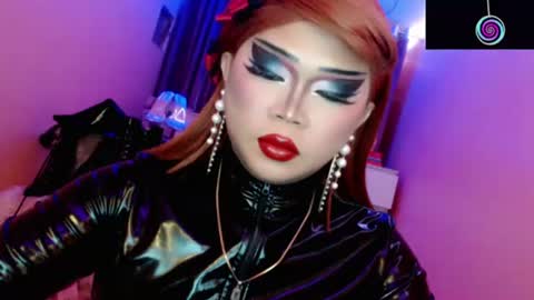 Queen Mireska online show from June 20, 1:03 pm