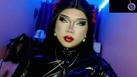 Queen Mireska online show from June 21, 3:03 pm