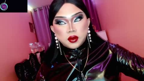 Queen Mireska online show from July 24, 11:08 am