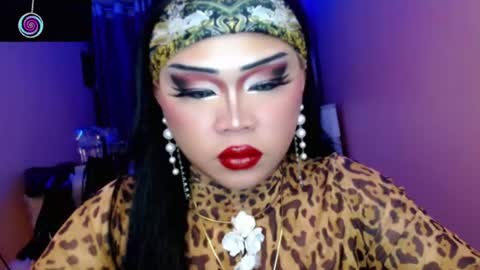 Queen Mireska online show from July 28, 6:20 pm