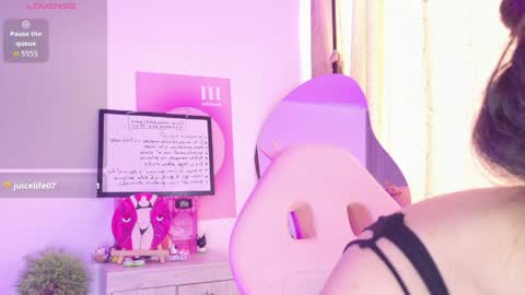 Amy online show from March 31, 7:14 pm