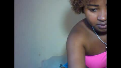 amielle_01 online show from April 17, 12:30 pm