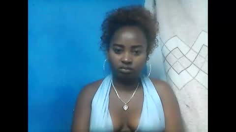 amielle_01 online show from May 8, 1:22 am