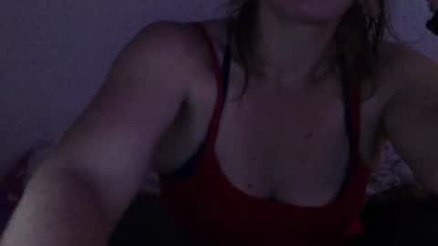 Snapshot of amileadivinestar0987 chatting on December 9, 5:29 am amileadivinestar0987 online show from December 9, 5:29 am
