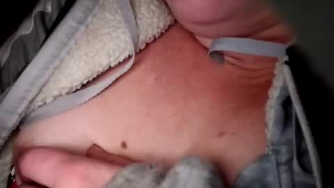 Snapshot of amileadivinestar0987 chatting on December 23, 6:37 pm amileadivinestar0987 online show from December 23, 6:37 pm