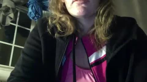 Snapshot of amileadivinestar0987 chatting on December 28, 11:48 pm amileadivinestar0987 online show from December 28, 11:48 pm