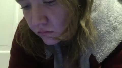 amileamariestar online show from December 3, 3:41 am