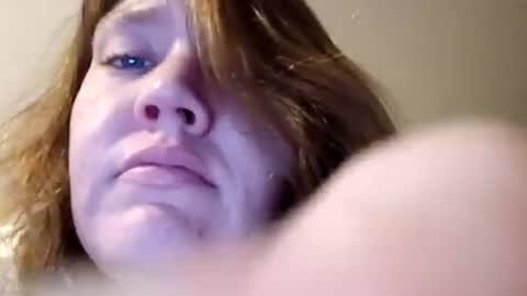 amileamariestar online show from December 15, 1:43 pm