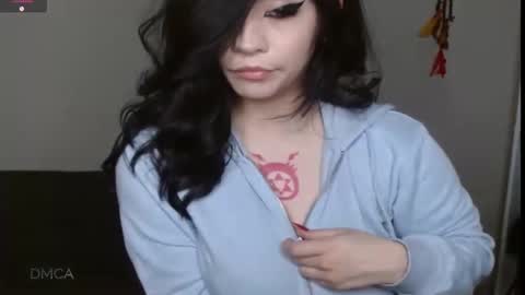 amilust online show from December 14, 6:12 pm