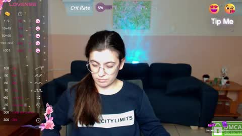 Amina online show from February 21, 3:32 pm