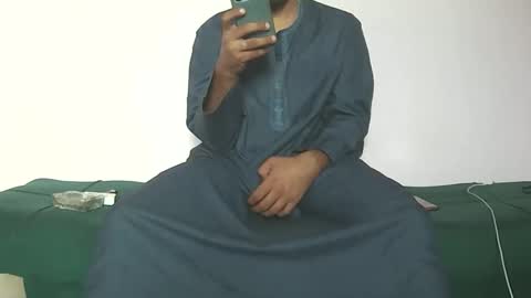 Snapshot of amir_elaraby chatting on September 26, 5:33 am Amir online show from September 26, 5:33 am