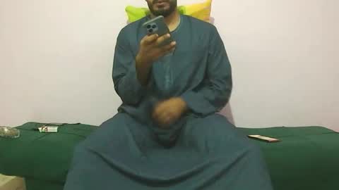 Amir online show from November 11, 11:27 pm