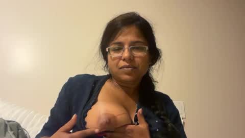 Snapshot of amitagarg99 chatting on July 12, 4:03 am amitagarg99 online show from July 12, 4:03 am