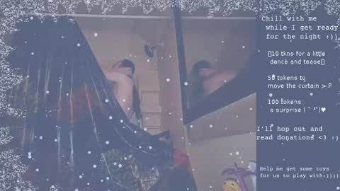 Snapshot of amituist chatting on December 22, 4:09 am amituist online show from December 22, 4:09 am