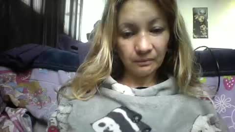 Snapshot of ammber3 chatting on June 28, 11:27 am Paula D online show from June 28, 11:27 am