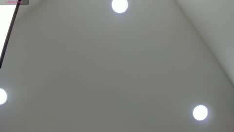 Snapshot of ammber_collins_ chatting on February 18, 5:09 pm Amber online show from February 18, 5:09 pm