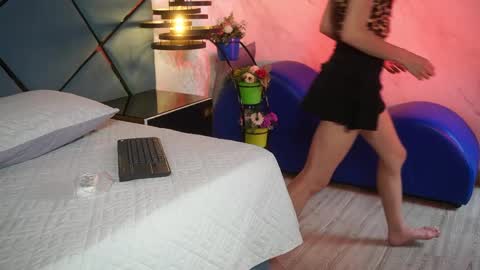 Snapshot of ammy_durand chatting on April 20, 6:42 pm ammy durand online show from April 20, 6:42 pm