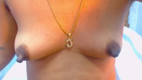 IM AMMY online show from December 5, 6:37 pm