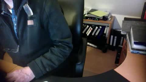 Snapshot of amor2200 chatting on January 15, 6:51 pm Amor2200 online show from January 15, 6:51 pm