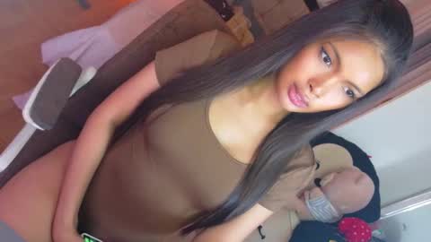 Prinsesa online show from December 1, 3:50 pm