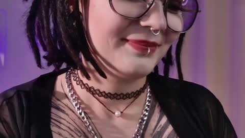 Snapshot of amorefae chatting on May 19, 1:56 am amore online show from May 19, 1:56 am