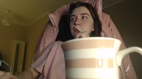 miss unforgettable online show from February 8, 4:36 am