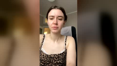 Snapshot of amoremeoww chatting on June 6, 11:37 am miss unforgettable online show from June 6, 11:37 am