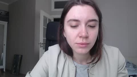 Snapshot of amoremeoww chatting on June 13, 8:56 am miss unforgettable online show from June 13, 8:56 am