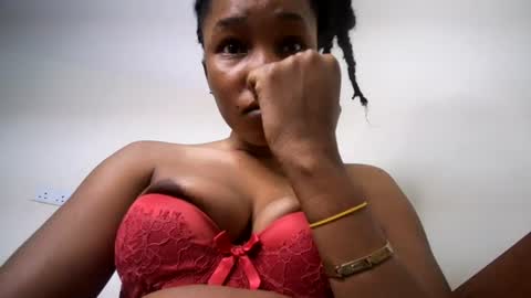 Snapshot of amunetlover chatting on June 28, 7:47 am shantel online show from June 28, 7:47 am