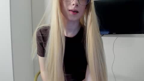 amy1_1 online show from September 26, 3:10 am