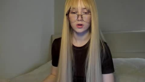 amy1_1 online show from October 13, 7:47 pm