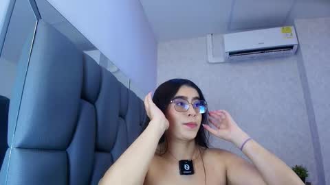 amy__wats0n online show from March 20, 7:08 pm