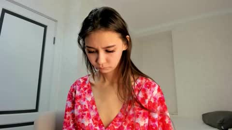 Amy online show from September 9, 11:43 am