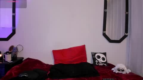 Amy online show from March 25, 3:29 pm