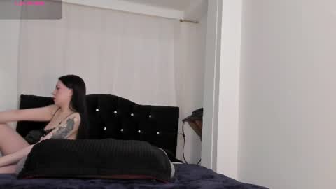 Amy online show from July 19, 6:00 pm