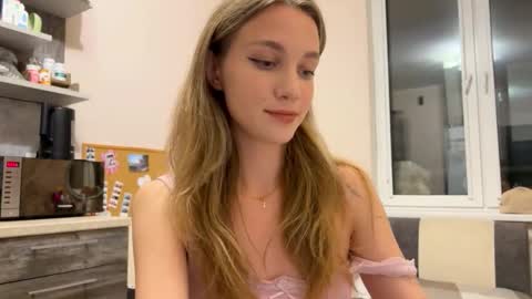 Amy Chill online show from November 4, 4:17 pm