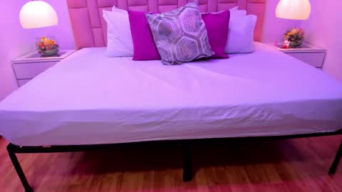 Aleja   online show from January 9, 3:20 am