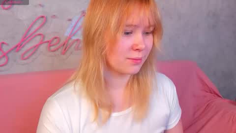 Snapshot of amy_kimberlly chatting on September 12, 12:22 am Amy online show from September 12, 12:22 am