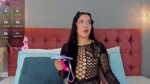 amy_leah_ online show from February 7, 4:27 am
